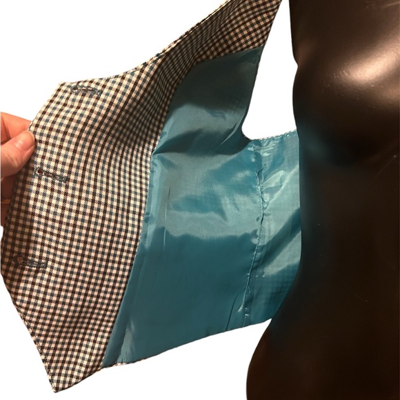 Grace Karin vest with teal lining. Workable front pockets and adjustable back. - Picture 3 of 7